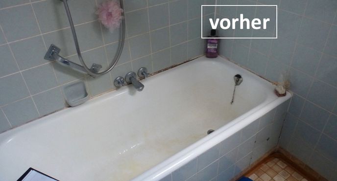 Alte Badewanne mit Dusche